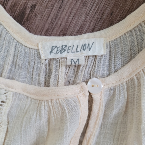 Boho top with arm slits - Picture 3 of 4